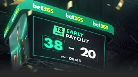 《阿莫林揭秘：20岁坐曼联替补席非耻，C罗、鲁尼也曾同台候场》